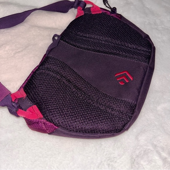 NWOT Purple Outdoor Products waist pack Fanny pack hiking pouch - Picture 4 of 7